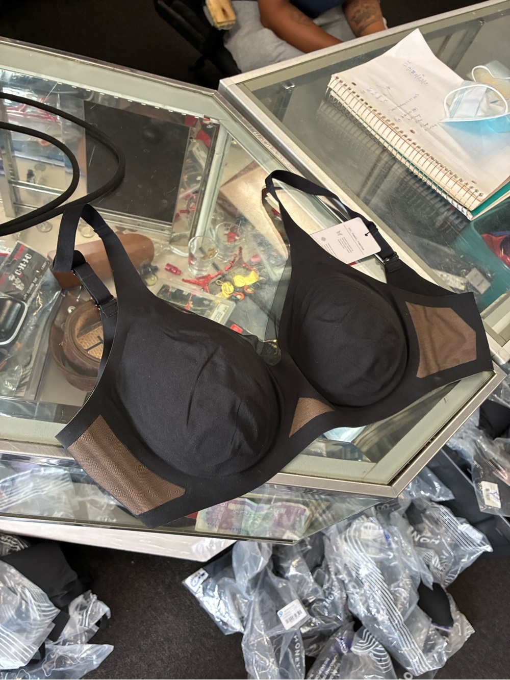 Women’s Honeylove Liftwear Crossover Bra New SZ Med Black NWT